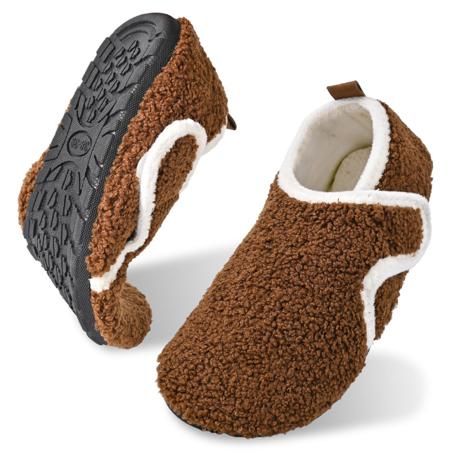 THE CLOUDIES | UNISEX FLEECE-LINED INDOOR SLIPPER SHOES - COZY BAREFOOT SLIPPER SOCKS WITH RUBBER SOLE