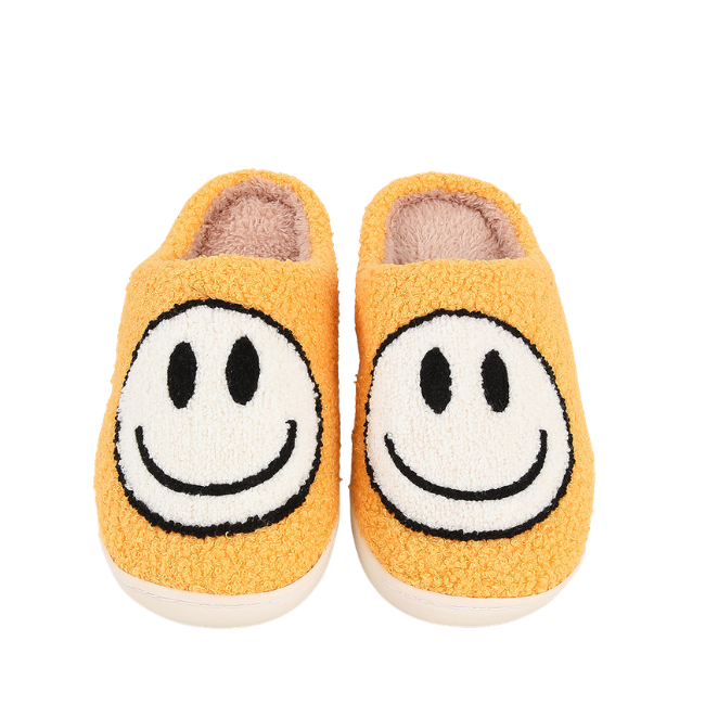 THE CLOUDIES | HAPPY FACE SMILEY SLIPPERS - COZY PLUSH WINTER HOUSE SHOES FOR COUPLES