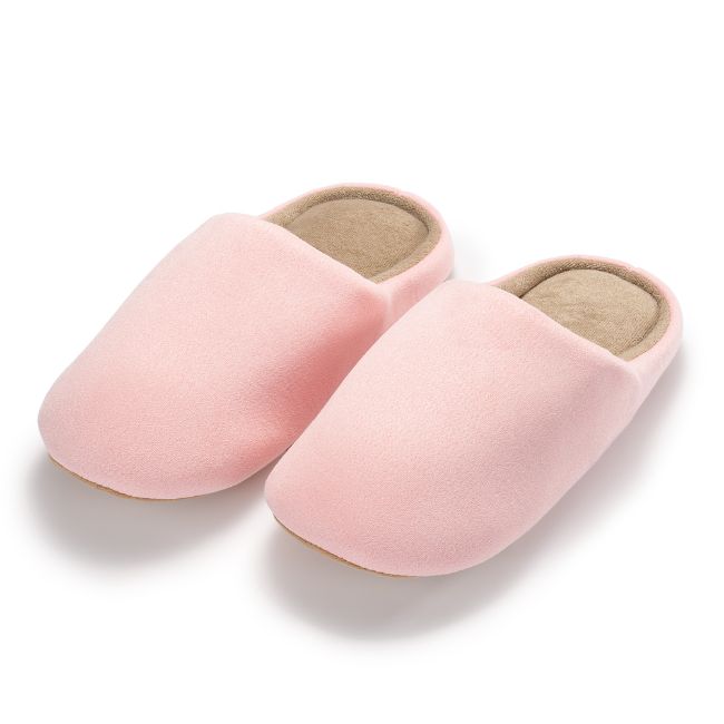 CLOUDIES SLIPPERS – THICK SOLE, SOFT LINING, NON-SLIP WARM COMFORT FOR ALL-DAY RELIEF