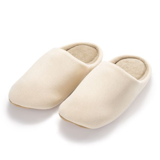 CLOUDIES SLIPPERS – THICK SOLE, SOFT LINING, NON-SLIP WARM COMFORT FOR ALL-DAY RELIEF