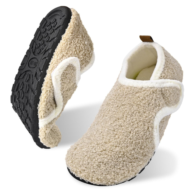 THE CLOUDIES | UNISEX FLEECE-LINED INDOOR SLIPPER SHOES - COZY BAREFOOT SLIPPER SOCKS WITH RUBBER SOLE