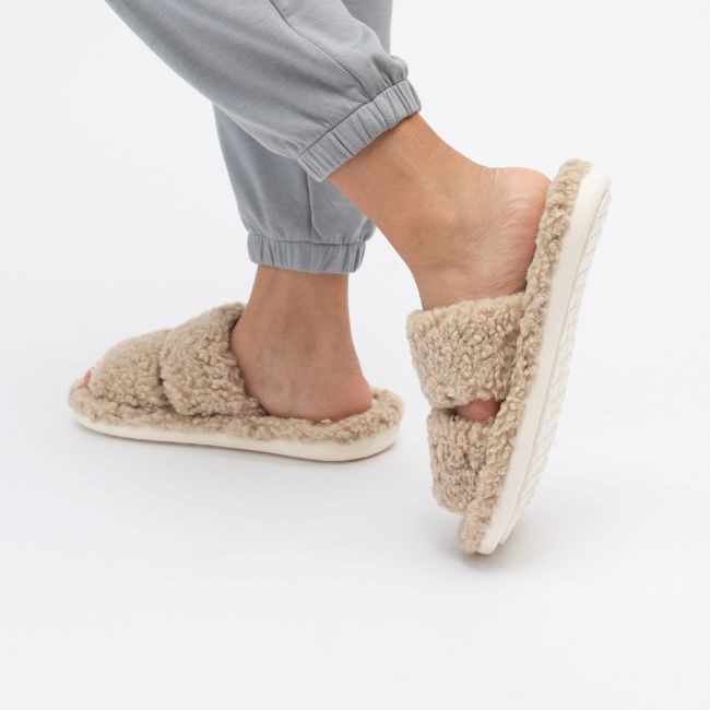FLUFFY ORTHOPEDIC SLIPPERS – DOUBLE-STRAP SHERPA HOUSE SLIDES WITH THICK