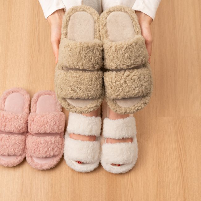 FLUFFY ORTHOPEDIC SLIPPERS – DOUBLE-STRAP SHERPA HOUSE SLIDES WITH THICK