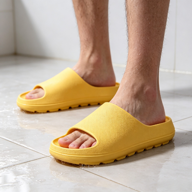 The Cloudies US Quick-Drying Non-Slip Bathroom Cloud Slides