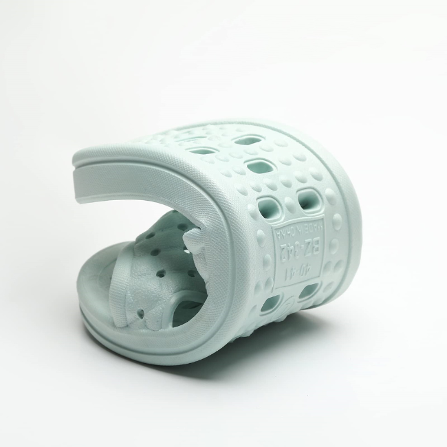 The Cloudies US | Women's Anti-Slip Shower Slippers - Quick-Drying Gym Bathroom Slides