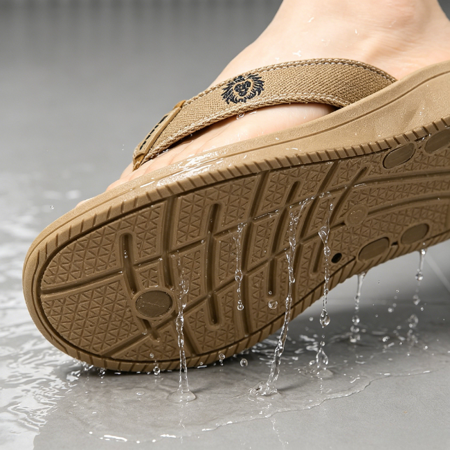 The Cloudies US | Men's Urban Premium Flip Flops - Non-Slip Outdoor Beach Sandals